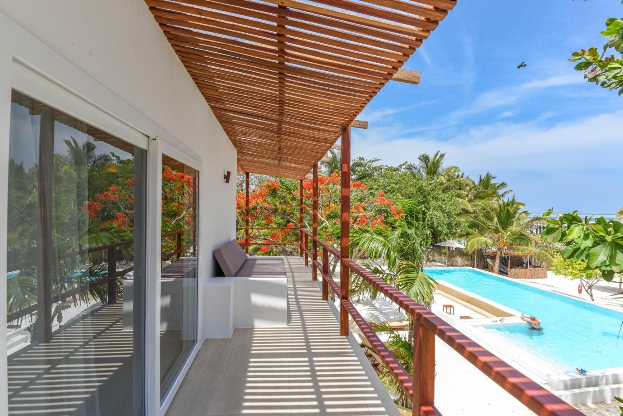 Alma Boutique Hotel Джамбиани Екстериор снимка