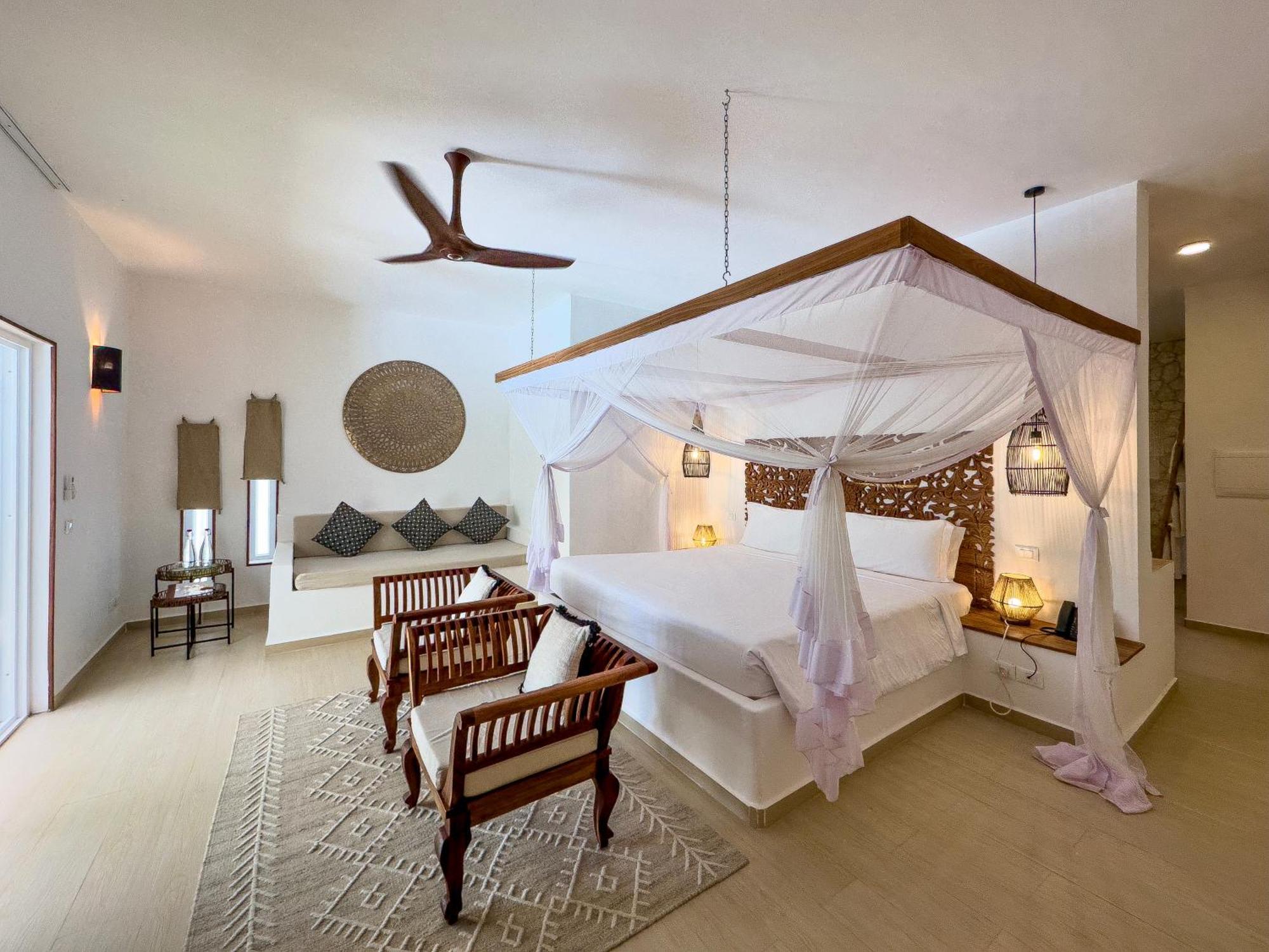 Alma Boutique Hotel Джамбиани Екстериор снимка